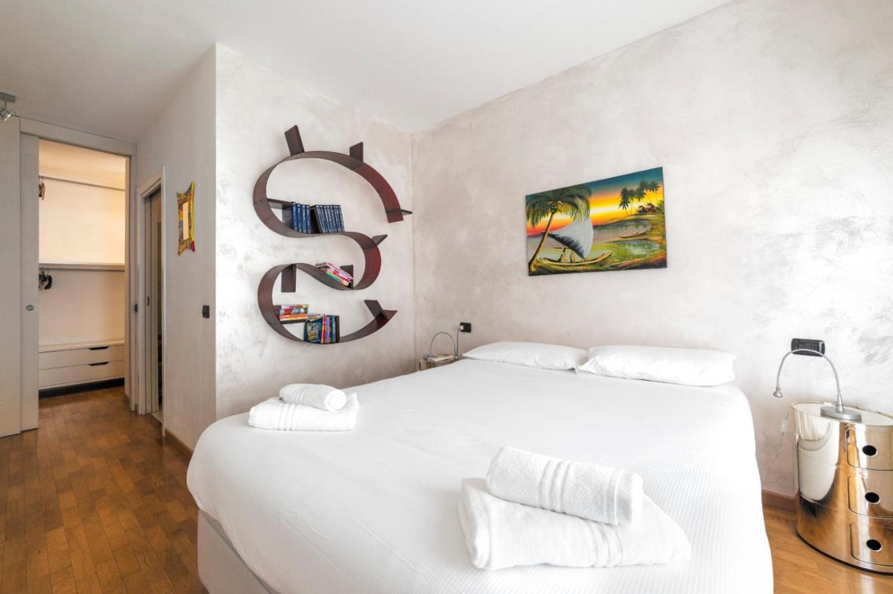 Milano Rogoredo Apartment With Garage Bagian luar foto